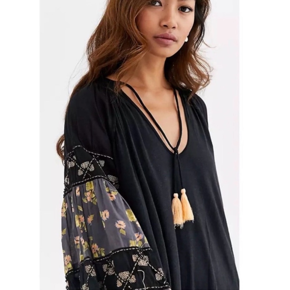 Free People Mix it Up Beaded Balloon Sleeve Tunic Mini Dress - Black - Large